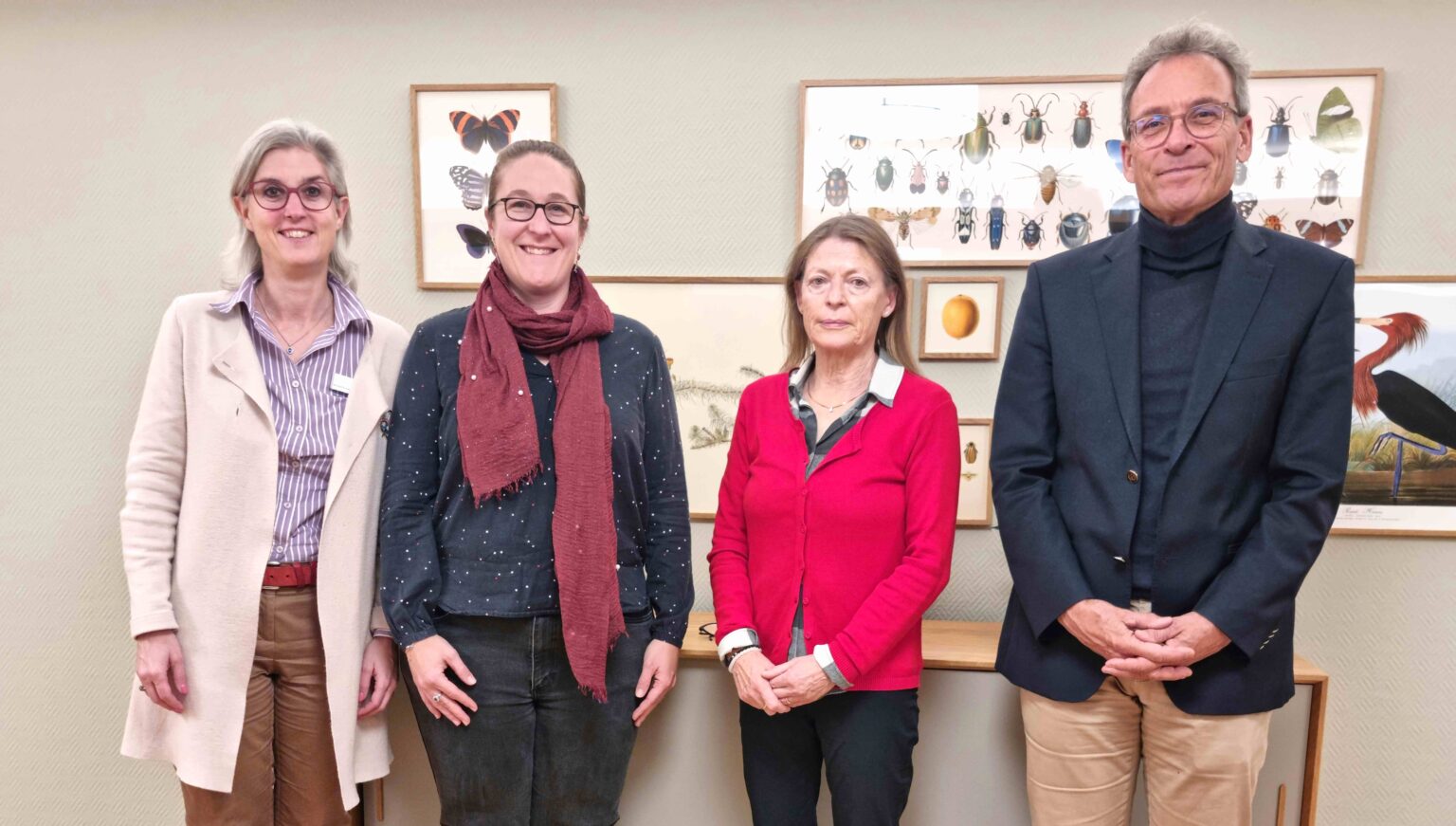 Geschäftsführerin Serenella von Schulthess mit Franziska Tanner, Judith Bollinger und Balz Müller von der Kunstkommission der Alfred und Margaretha Bolleter Stiftung (v.l.).
Foto: zvg
