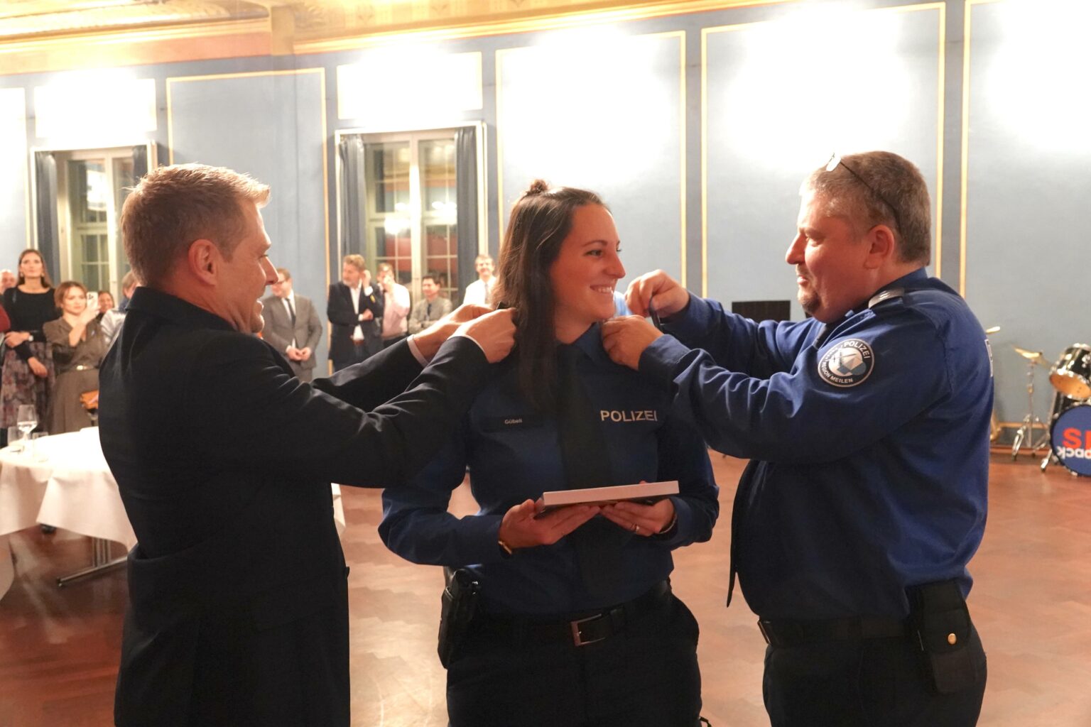 Melanie Gübeli wurde zum Polizeikorporal befördert.