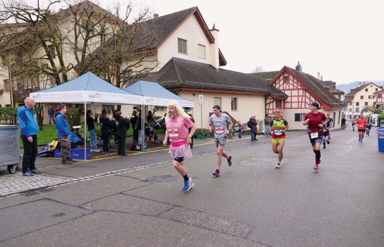 Marathon 23 Winkelstrasse_gerade_web