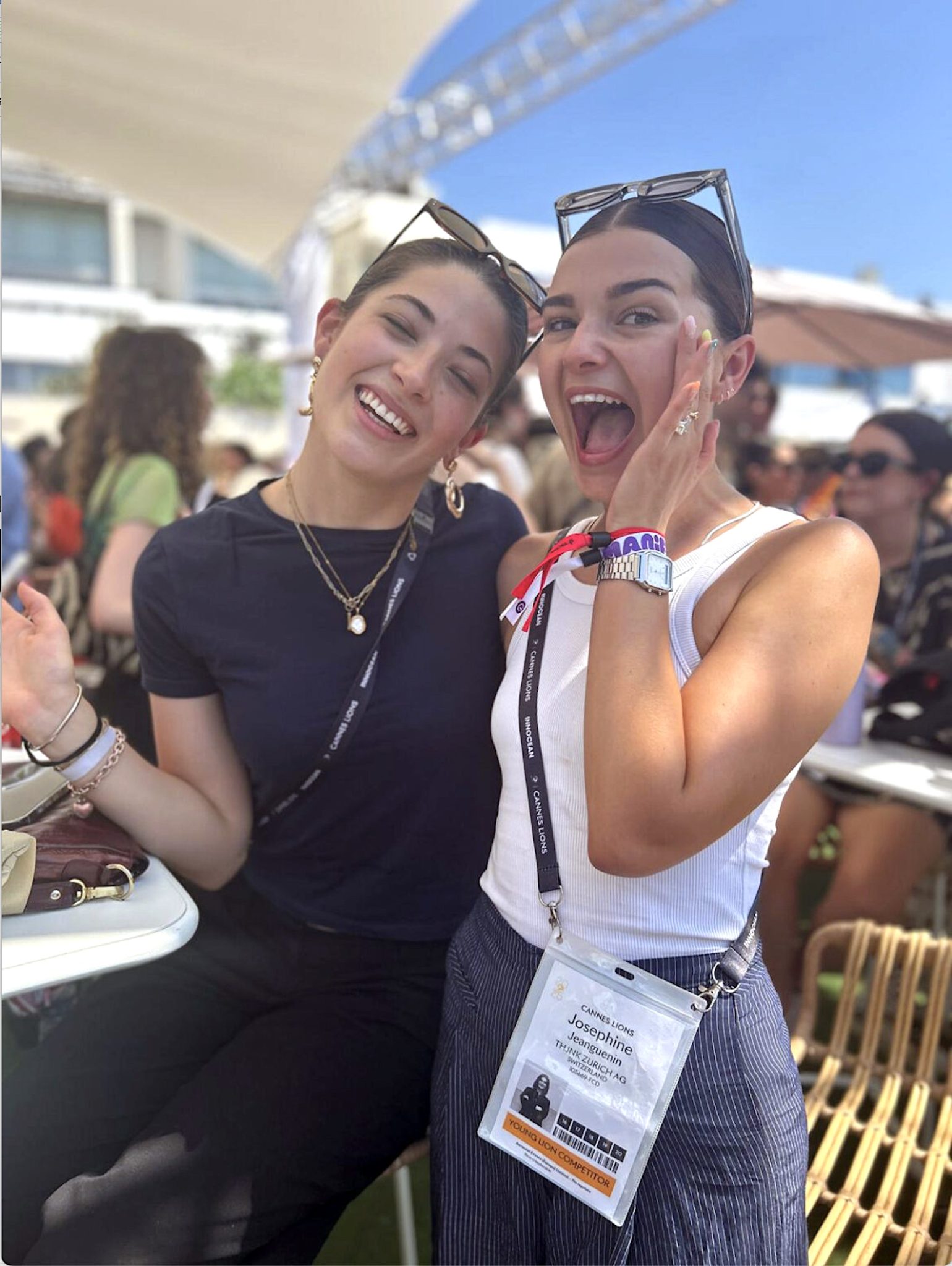 Patricia Schneider und Josephine Jeanguenin freuen sich über ihren Platz in der Shortlist_web