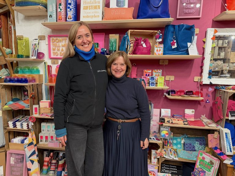 xmas Zelt Diana und Eva_web