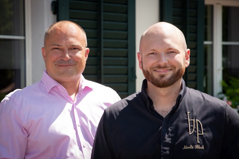 260720_RestaurantPfannenstiel_JannDeiss_NicolaBloch_Portrait_web